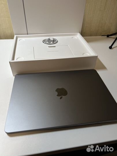 MacBook Air M2 8/512 новый
