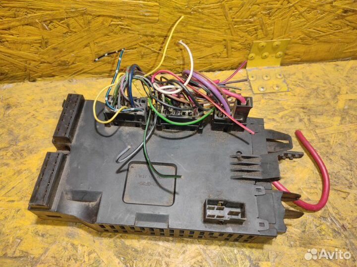 Блок предохранителей Mercedes Sprinter 903 OM 611