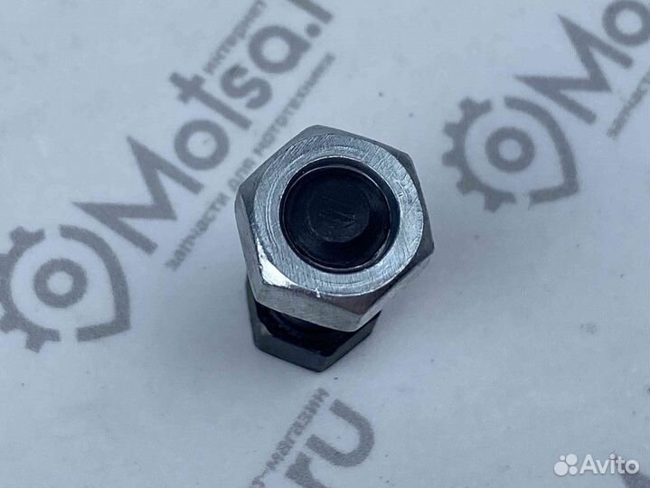 Болт регулировки коромысла Урал Днепр с гайкой