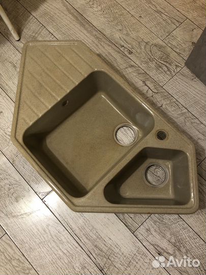 Раковина для кухни из искусственного камня