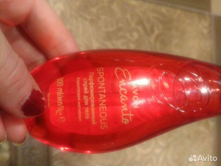 Avon Encanto спреи для тела