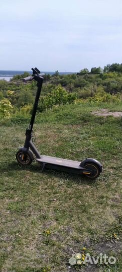 Электросамокат Ninebot KickScooter Max G30