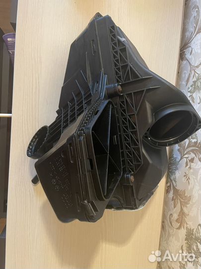 Воздушный фильтр VAG 8K0 133 835 AD