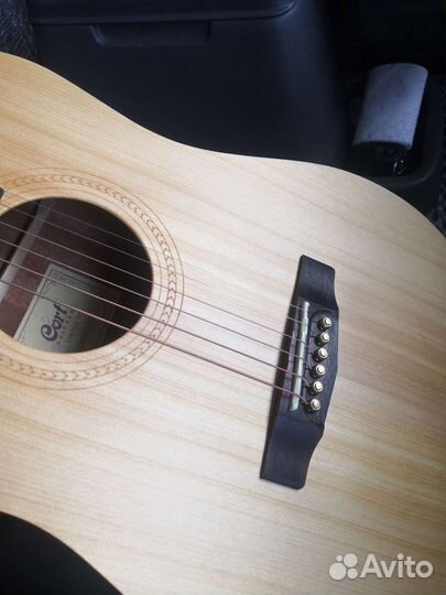 Акустическая гитара Cort Earth 50