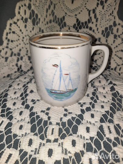 Чашка фарфор