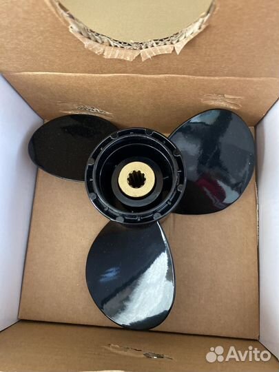 Винт Suzuki 8-20 нp