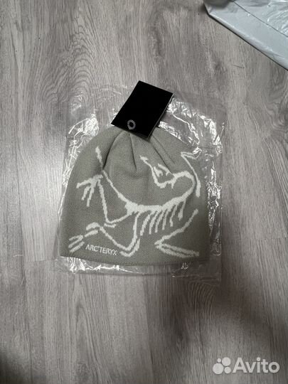 Шапка arcteryx белая оригинал