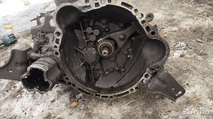 Продам МКПП 2 WD Toyota Sprinter AE100