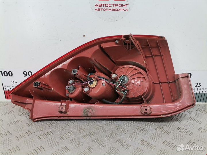 Фонарь задний левый для Mazda 5 CR C23551160E