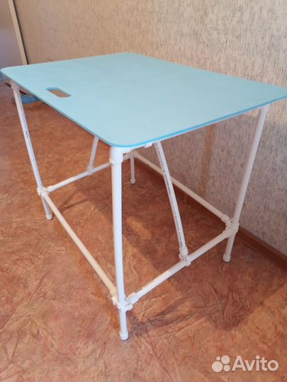 Столик пляжный