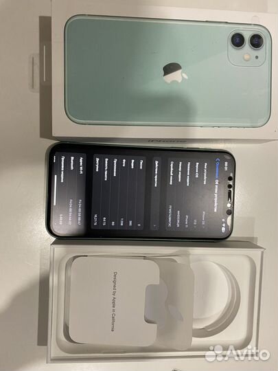 iPhone 11, 64 ГБ