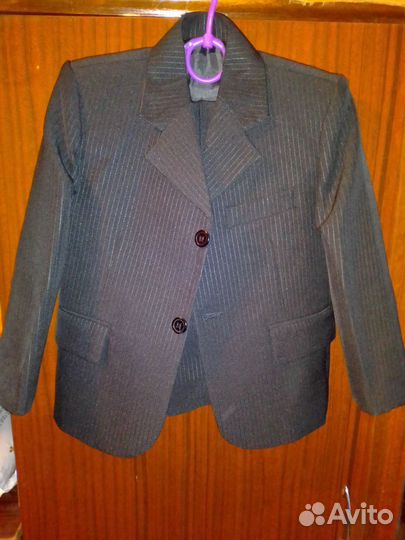Костюм тройка на мальчика р 98