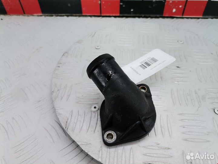 Корпус термостата Audi A4 B5 1998 030121121B