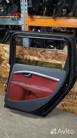 Дверь задняя правая Volvo V70 2009