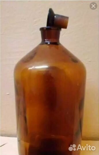 Стеклянные бутыли