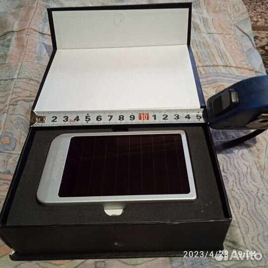 Пауер банк с солнечной батареей и 220вольт