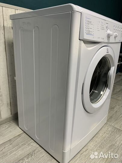 Стиральная машина 6кг indesit