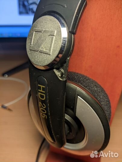 Sennheiser hd205