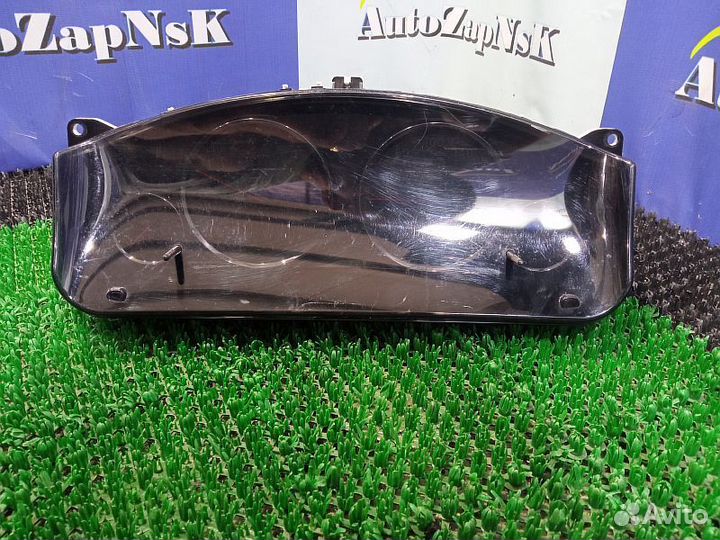 Щиток приборов Nissan Pathfinder