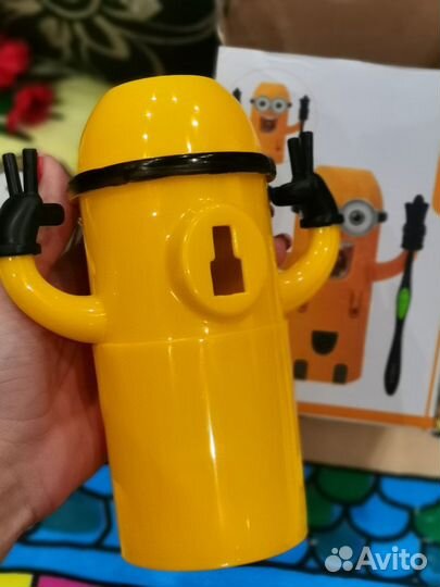 Автоматический дозатор для зубной пасты