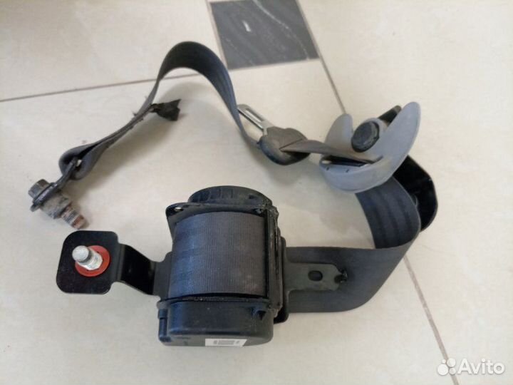 Ремень безопасности задний левый Kia Soul G4FG