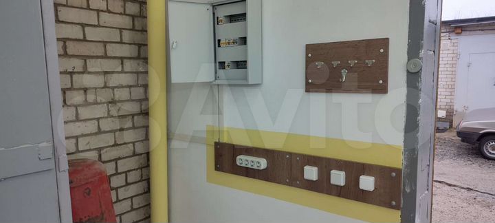 Гараж, > 30 м²