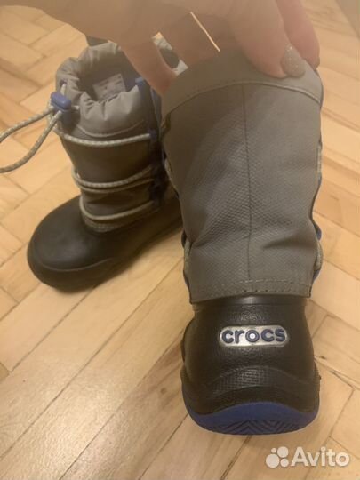 Утепленные детские сапоги crocs hydroguard