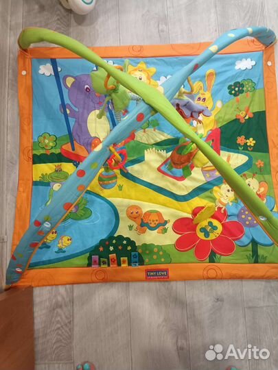 Развивающий коврик tiny love солнечная полянка