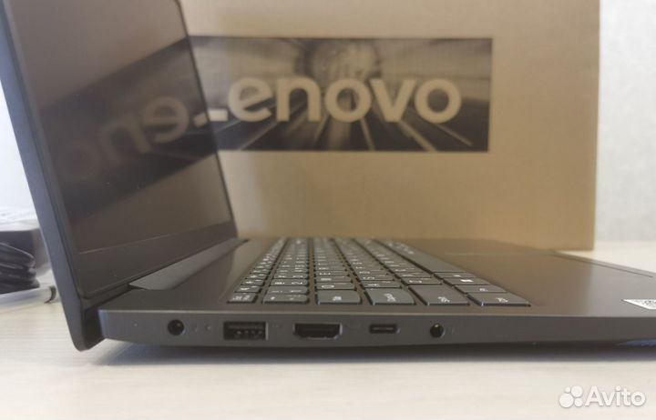 Lenovo V15 G3 (82TTA098IH) новый
