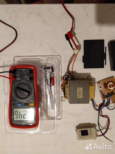 Понижающий трансформатор 220 12