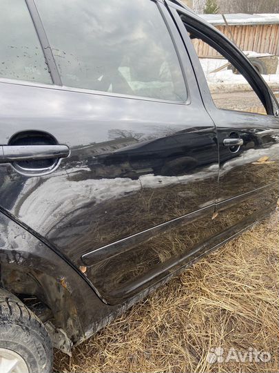 Дверь задняя правая Skoda octavia a5