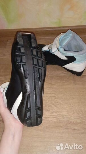 Лыжные ботинки