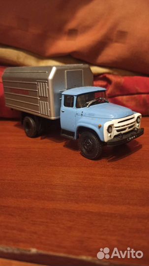 Модель грузовика ЗИЛ