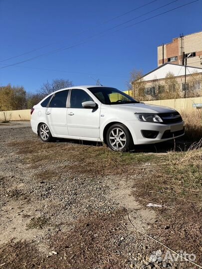 LADA Granta 1.6 МТ, 2015, 133 000 км
