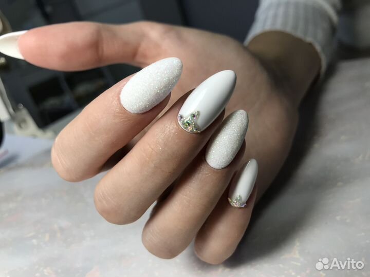 Маникюр, педикюр, наращивание