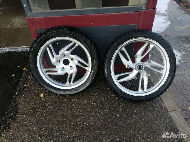 Продаю колёса/диски bmw1200gs