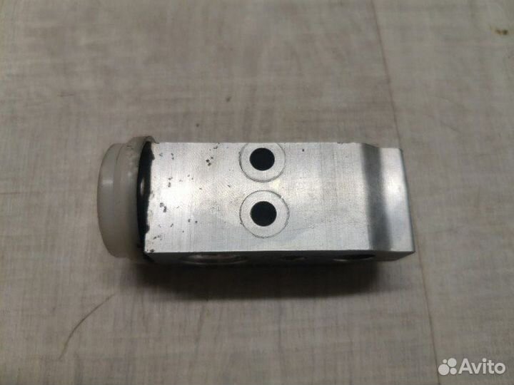 Клапан кондиционера Kia Ceed JD 1.6 G4FG 2013