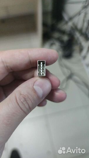 Разъем USB двухсторонний реверсивный