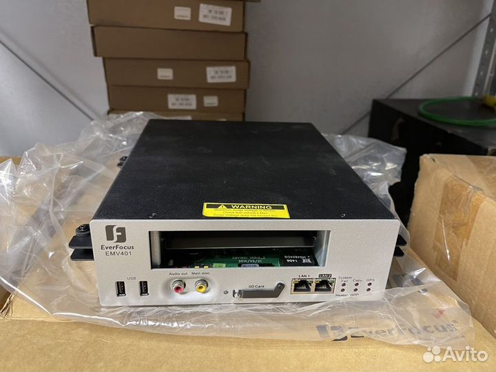 Видеорегистратор EverFocus EMV-401