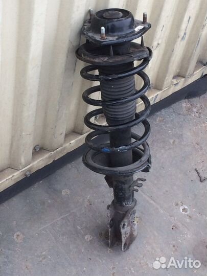 Амортизатор передний левый в сборе Hyundai Getz