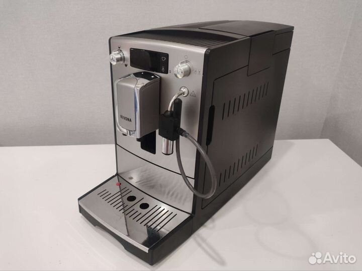 Кофемашина Nivona