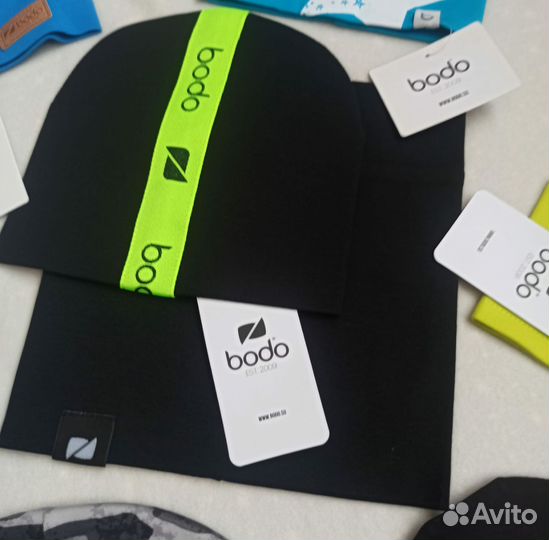 Шапка и снуд bodo