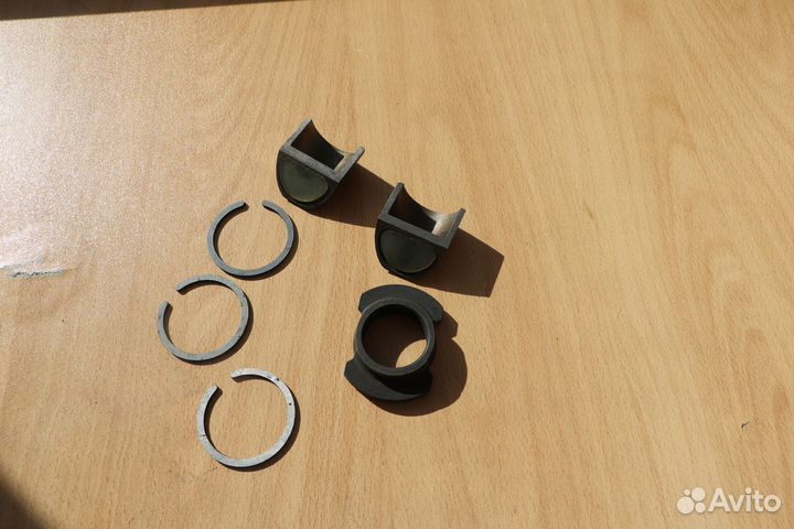 Запчасти на автомобиль Москвич 2141