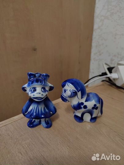 Статуэтки фигурки гжель