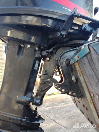 Продам лодочный мотор Mercury ME 30M 2 тактный