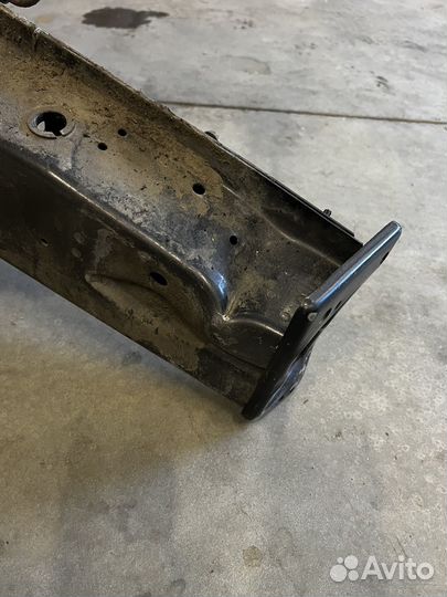 Лонжерон левый передний Audi Q5 (четверть)