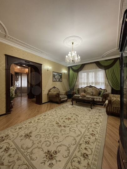 Дом 236 м² на участке 10 сот.