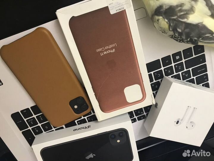 Чехол на iPhone 11