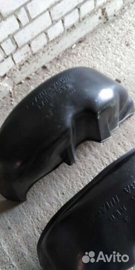 Подкрылки на mazda 3