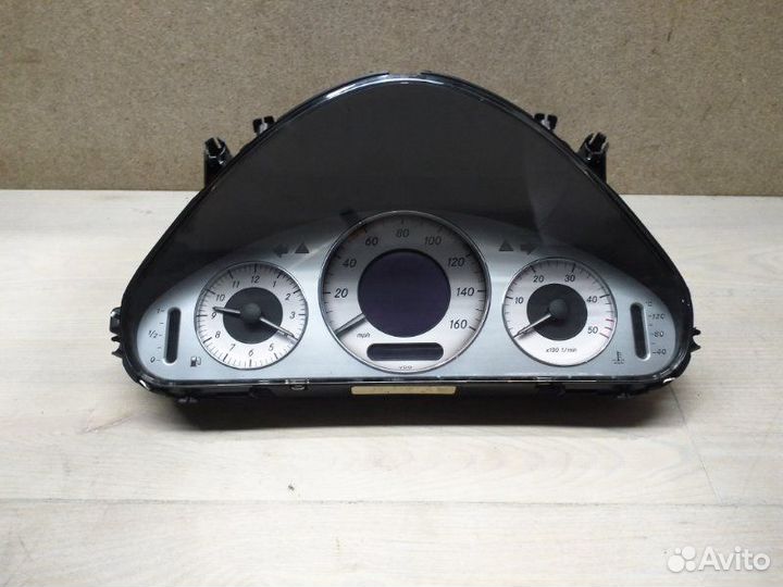 Щиток приборов Mercedes E-Class W211 ом646.961